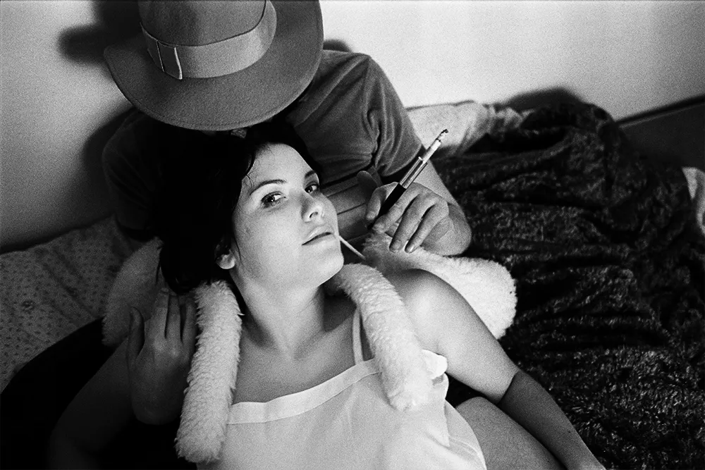 Žena, kůže, tíseň, kost 7