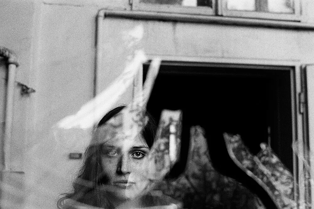 Žena, kůže, tíseň, kost 17